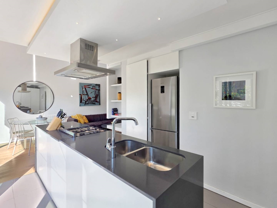 2 Bedroom Property for Sale in Sea Point Western Cape